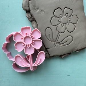 Vykrajovátka Kvietok s lístkami